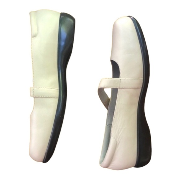 - Women’s Flat shoes Beautiful Vintage Size 9 M - Picture 3 of 7